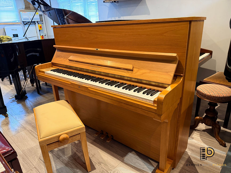 Reid-Sohn SU-118 Modern Upright Piano in Light Oak