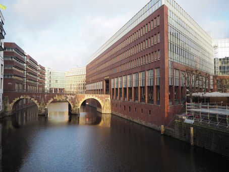 Auslandspraktika für Spediteur*innen in Hamburg
