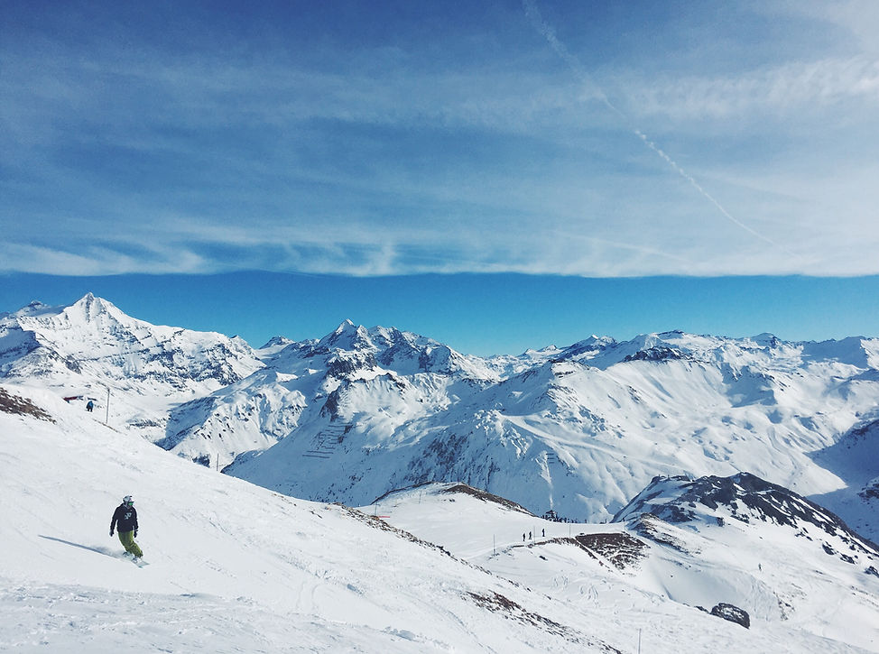 Snowboarder