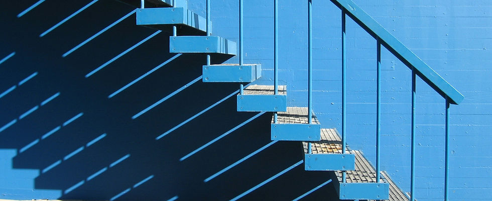 blaue Treppe