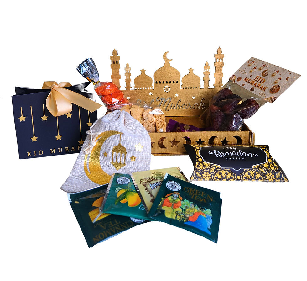 الصورة المصغرة: Ramadan Gift Hamper in Wooden Tray Golden