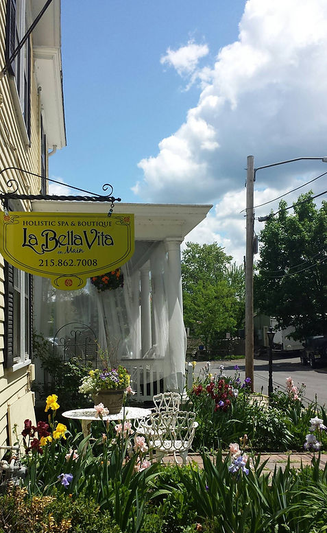 10014523_629847553760002_179578098015892