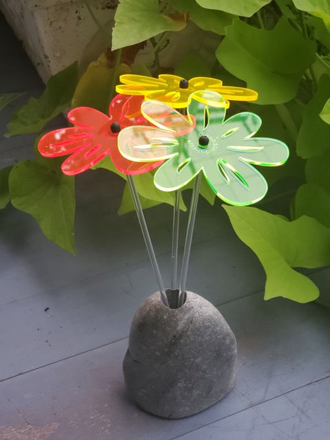 Sunbouquet Nea mix vase.jpeg