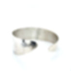 St T cuffs_eymur5xe5h5_2024-11-29-16-01-26.JPEG