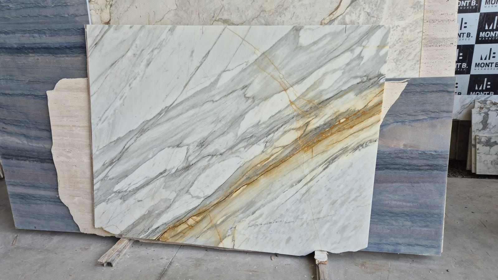 Calacatta Machia oro