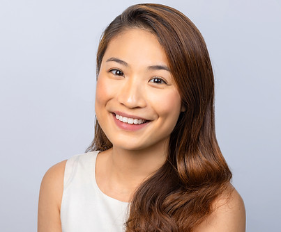 Melanie Liang Headshot_edited.jpg