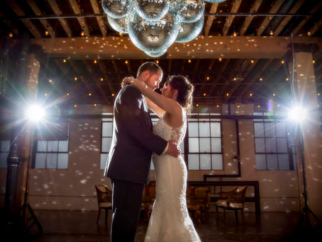 How to Hire A Wedding Photographer
