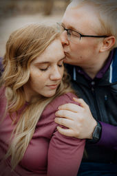 Michigan wedding djs, photographers, photo booths and more in Lansing Mi and through Michigan for Michigan weddings.