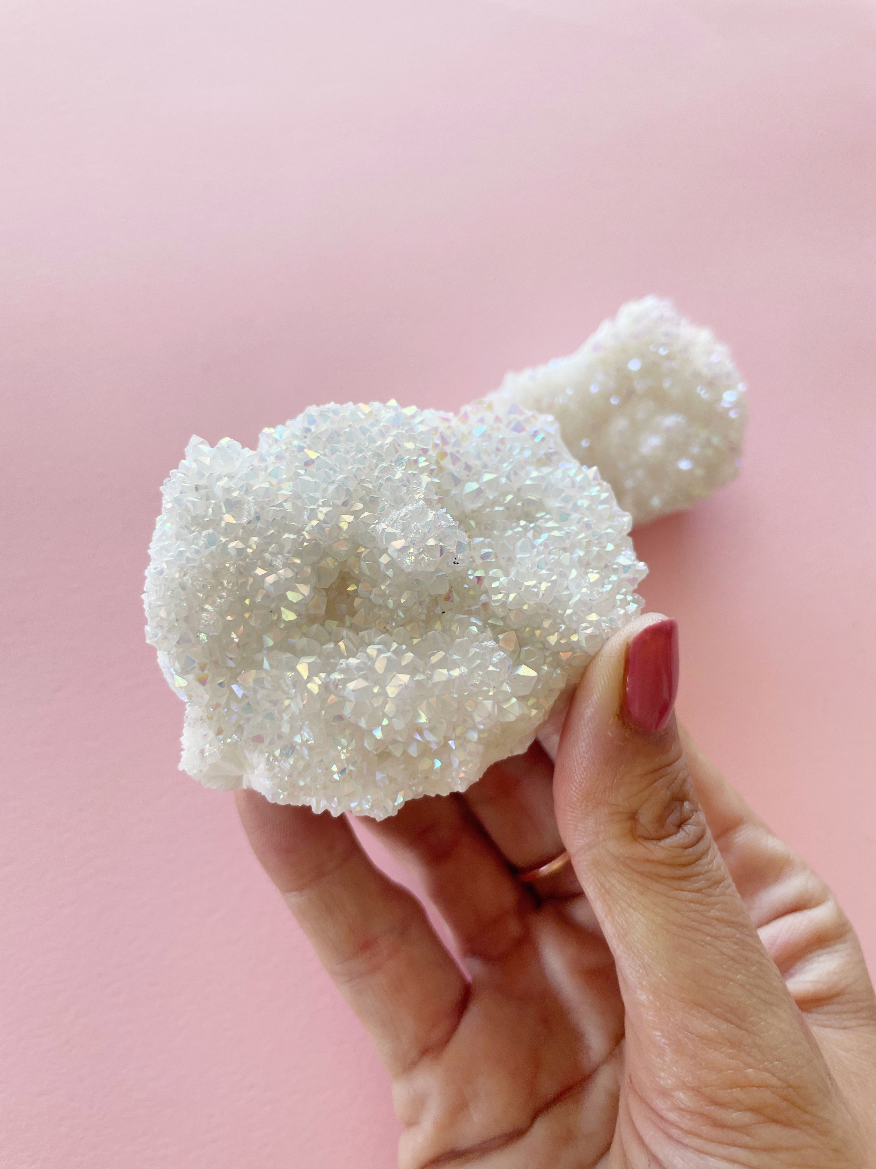 Rainbow Aura Clusters