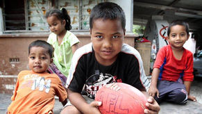 AFL kicks the sport-mad island of Nauru along