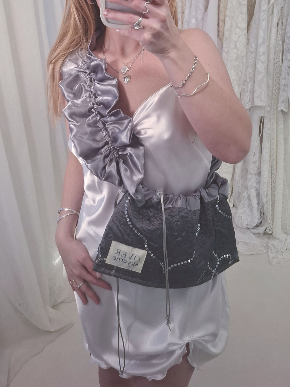 Miniaturebillede: DRAWSTRING BAG SILVER MINI