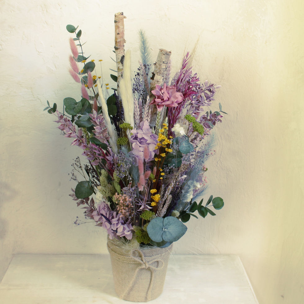 Miniatura: Centro encarado preservado. GARDENIA