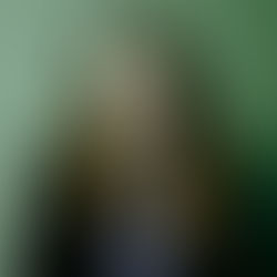 SOPHIE KILBURN TRIES TO ACCEPT LOVE INTO HER LIFE AGAIN ON 'HATING ON A HEARTACHE'