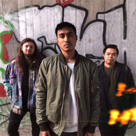 PAUL DE LEON RELEASE INDIE POP DELIGHT 'CASUALLY'