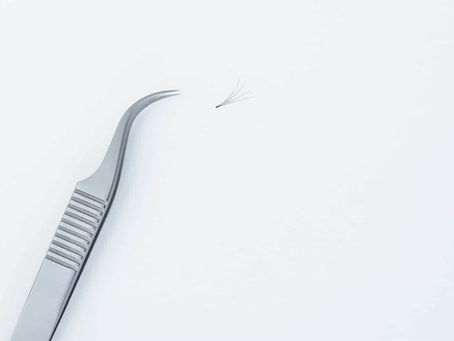 Volume Lashes…..Premade vs. Handmade
