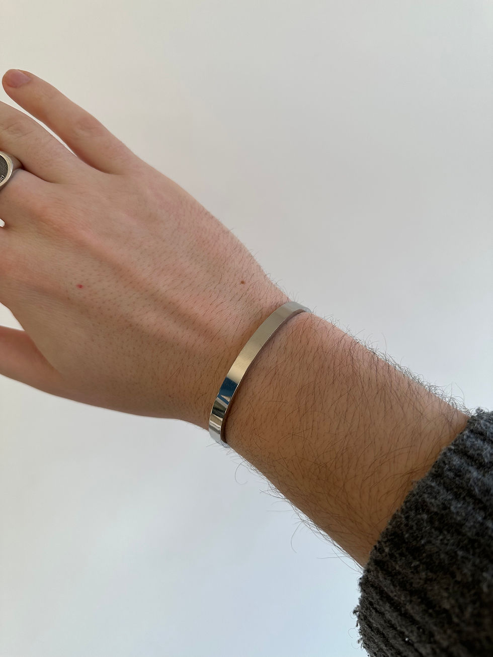 Thumbnail: Hinged Bangles