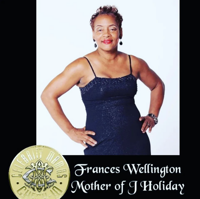 Celebrity Mama Holiday