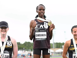 Lipscomb Shines in Jacksonville