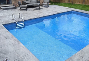 pool contractor 
