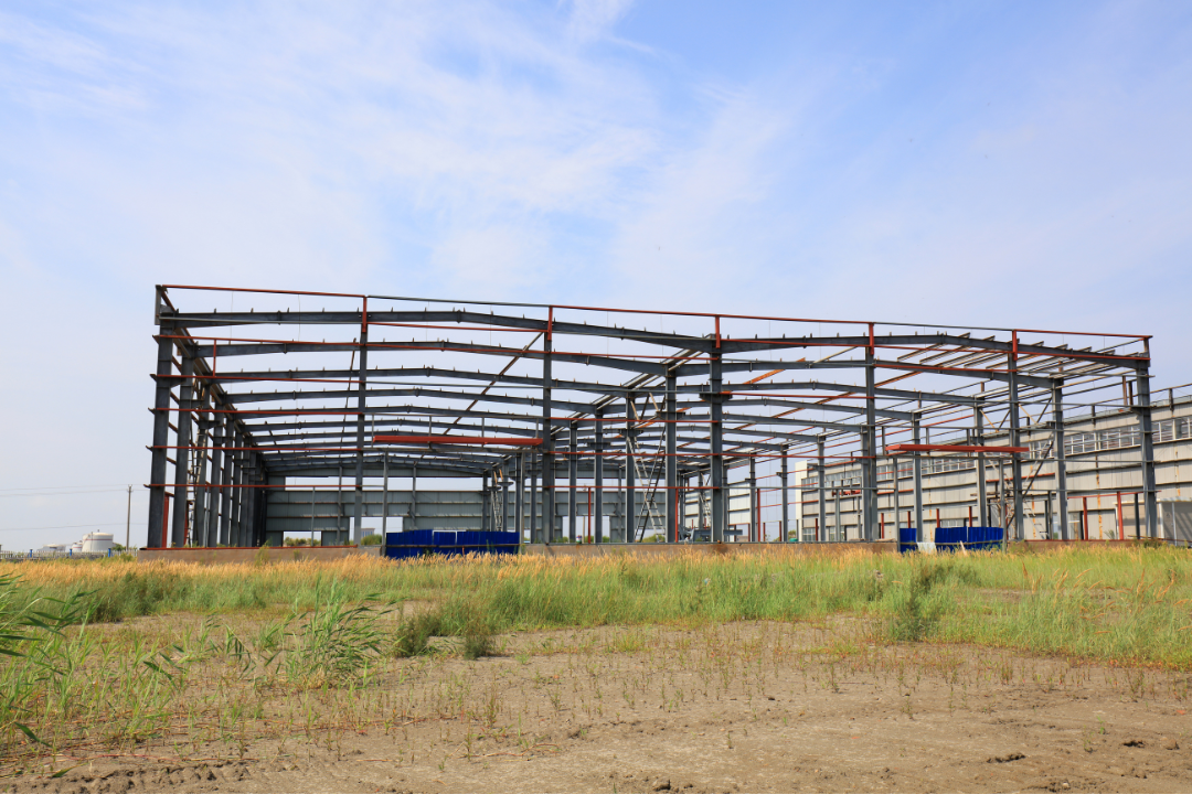 Highly Accessible 8280 sqft Warehouse in Sachin