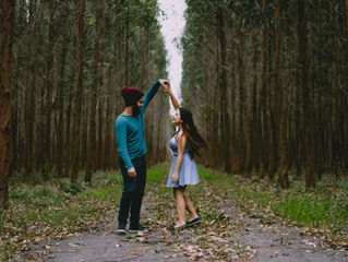 "O mundo acaba hoje e eu estarei dançando com você" |Leo + Mariah|