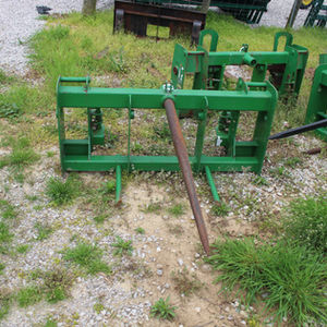 John Deere Bale Spear  640/7410 Style Quick Attach