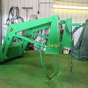 John Deere 145 Loader