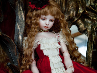 乙画廊様(大阪)にて恋月姫人形作品を展示中!