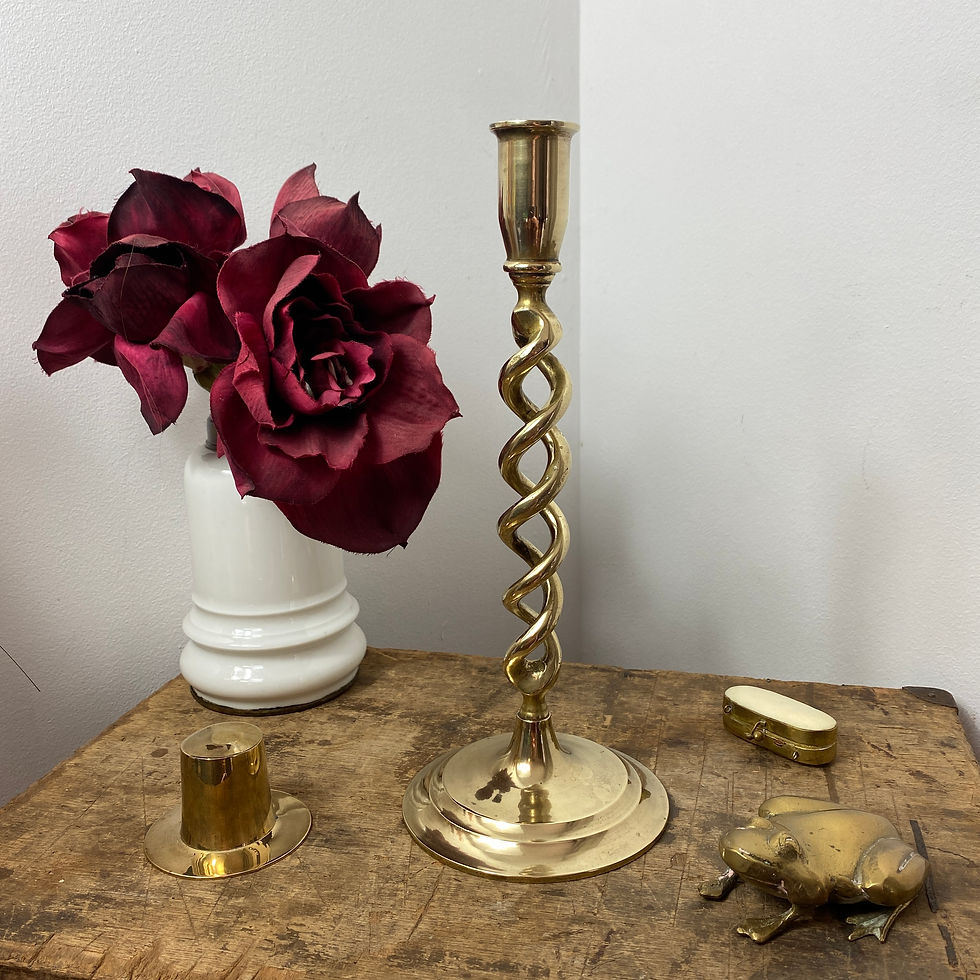 Présentation Bougeoir torsadé en laiton