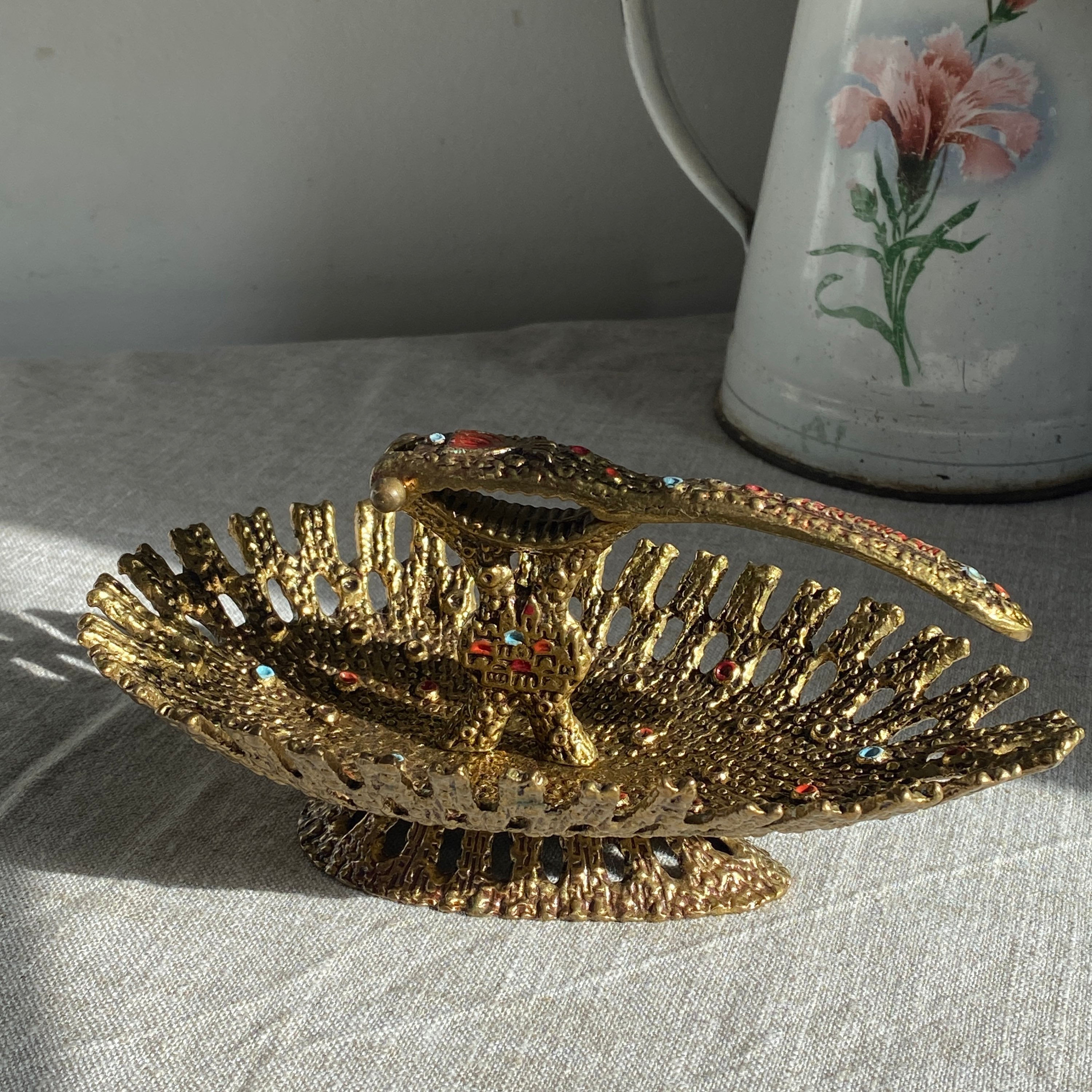 casse noix israïlien vintage laiton Wainberg Silversmith 1950 pied