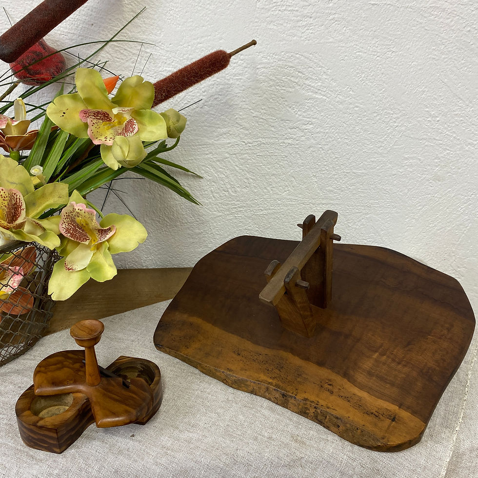 Plateau à fromage bois d’Olivier avec fleurs