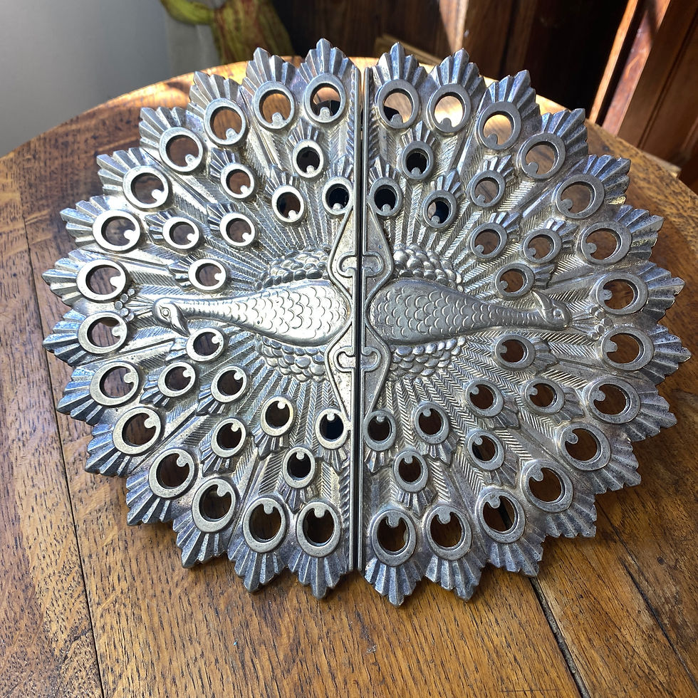 Dessous de plat extensible paon  art déco métal argenté paon vintage