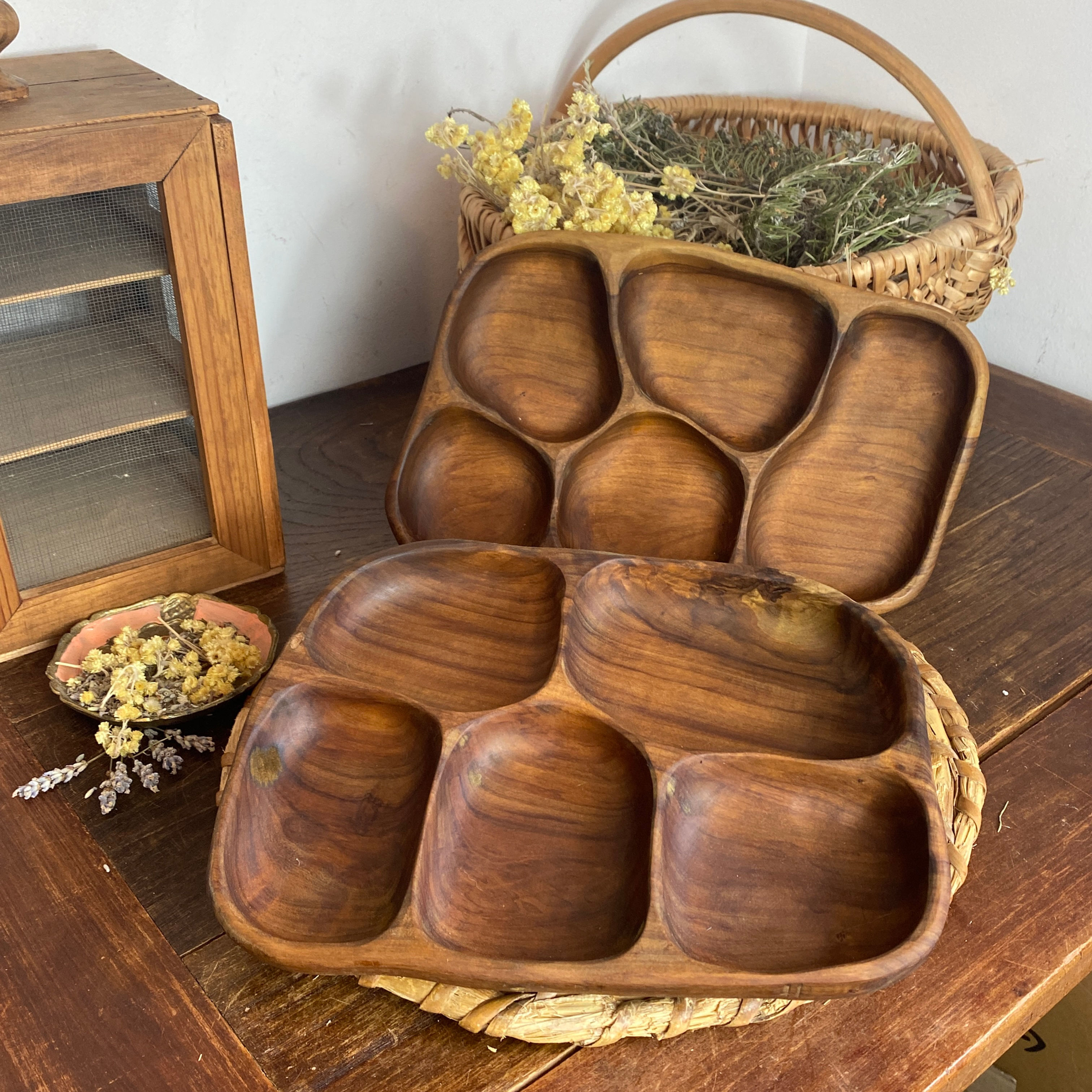 Plateaux en bois d’Olivier