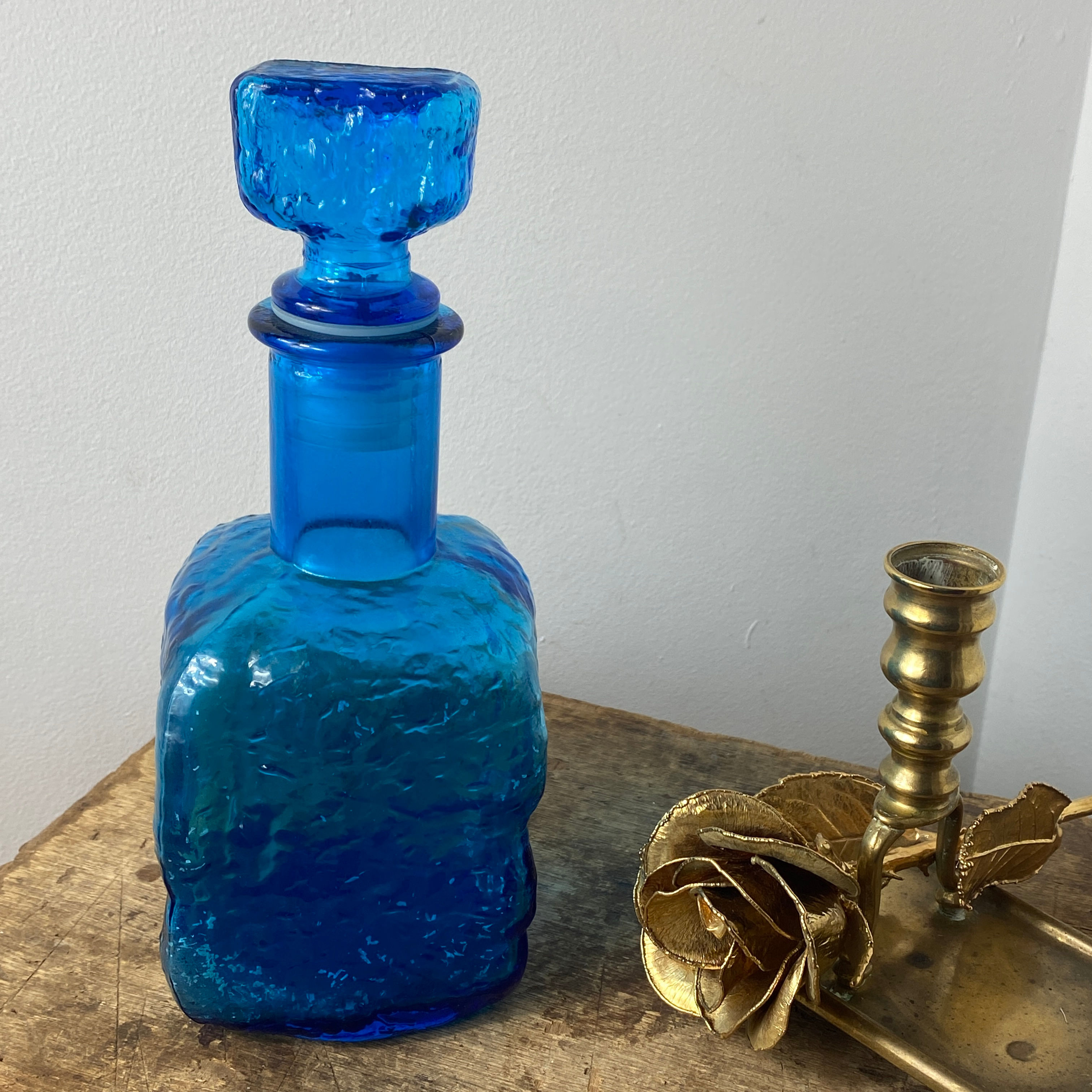 Carafe vintage en verre d’empoli de couleur bleue cobalt