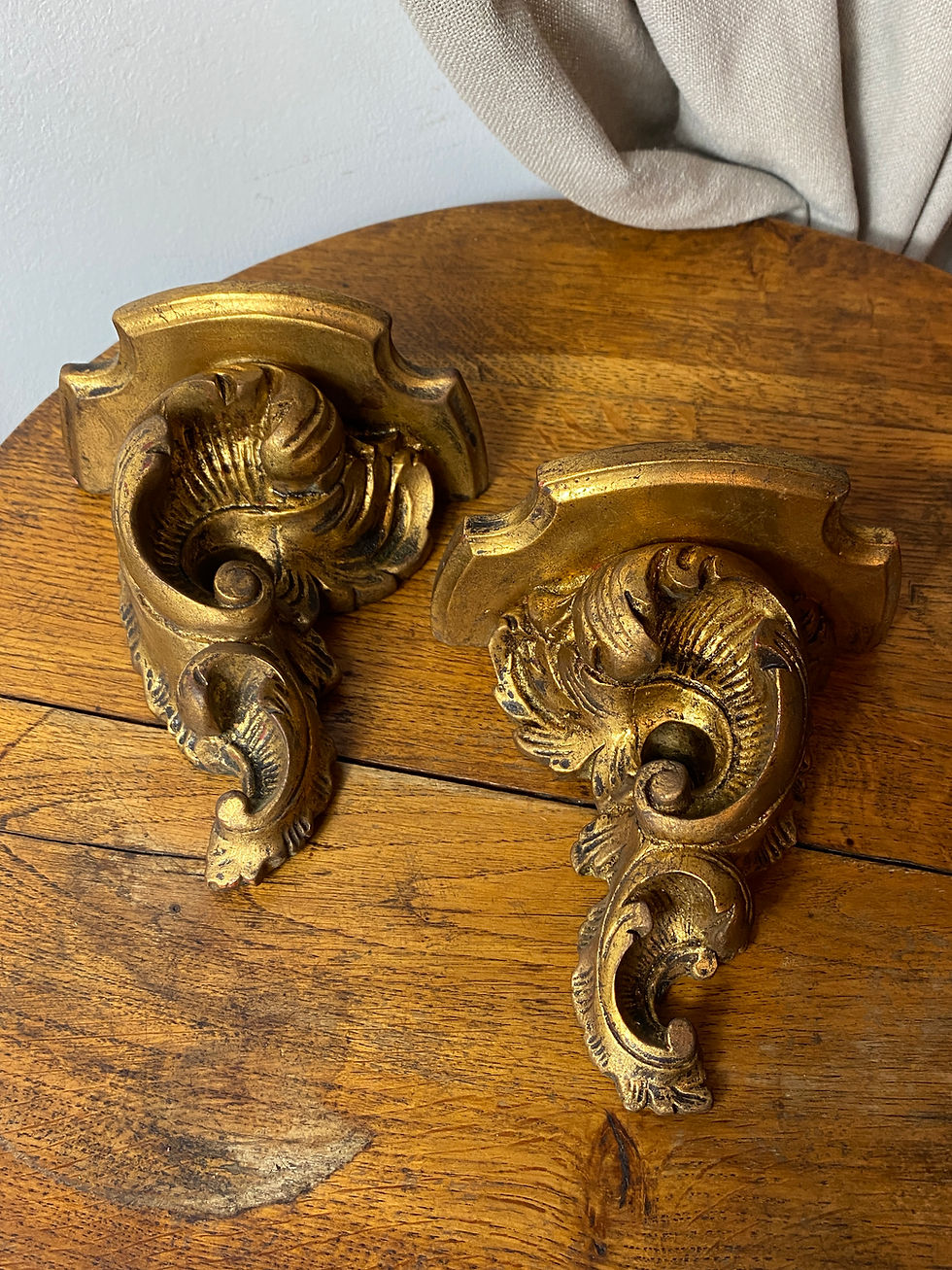 Miniature : Consoles murales en bois doré 