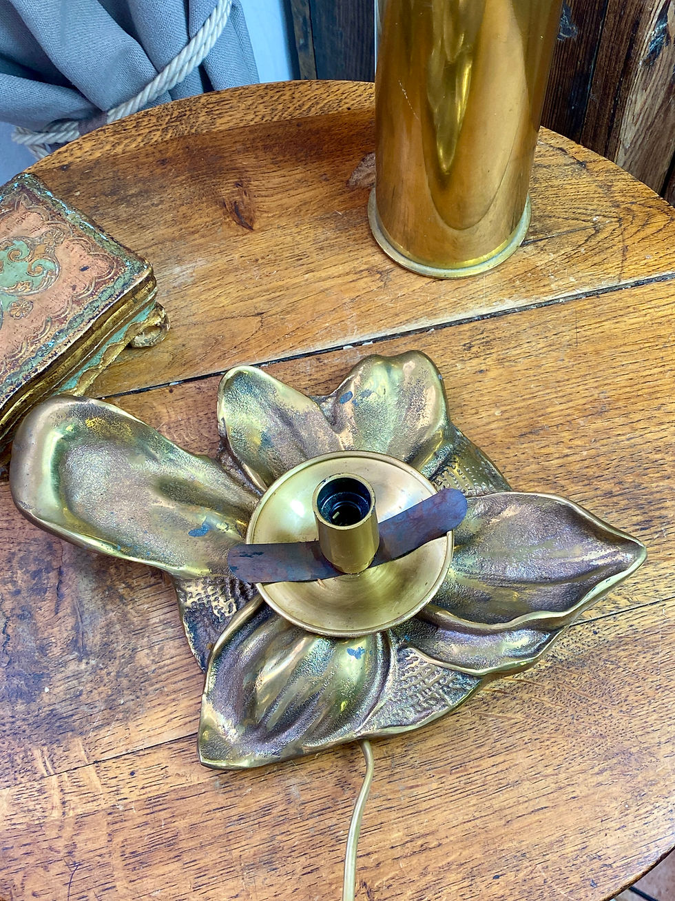 Miniature : Lampe feuille en bronze 