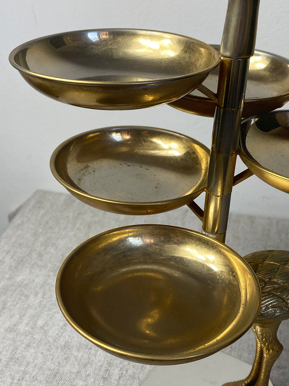Miniature : Coupelles apéritives, rotatives sur serviteur laiton forme autruche vintage