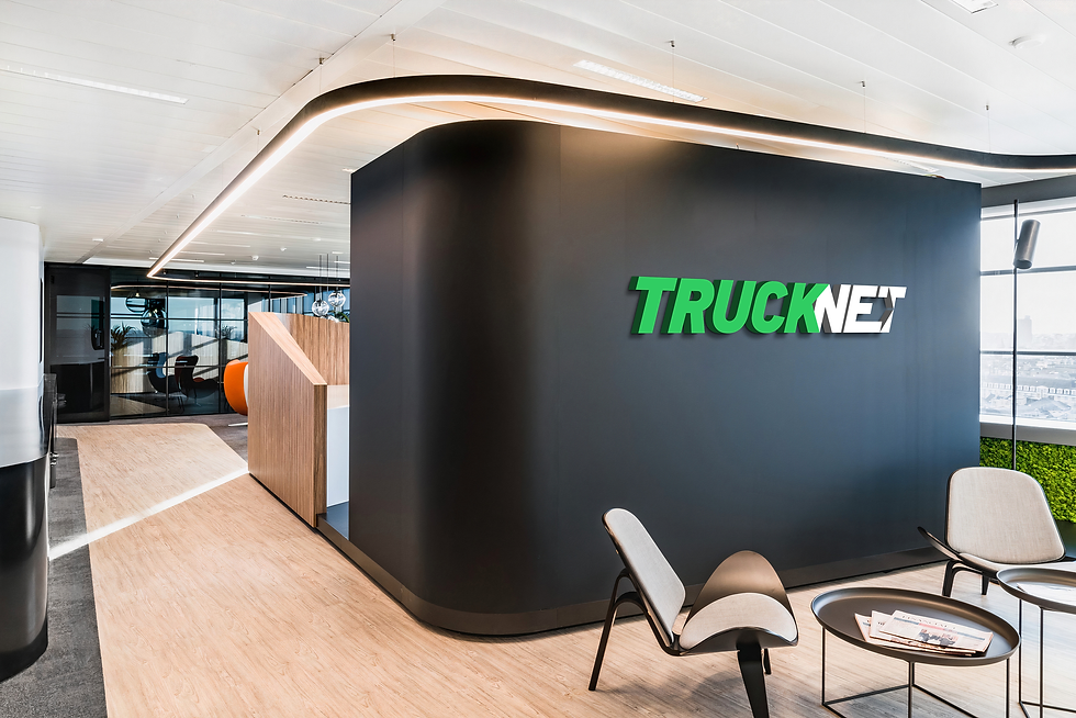 Black-Wall-Office-Mockup-drre4.png