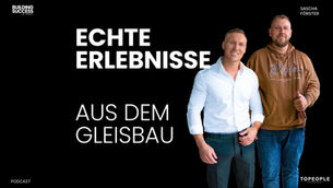Zweiwegebaggerfahrer Sascha Förster mit Marvin Ronn