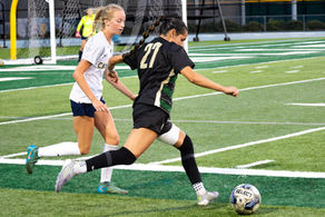 Monarchs drop a close contest against College of the Canyons as season comes to an end