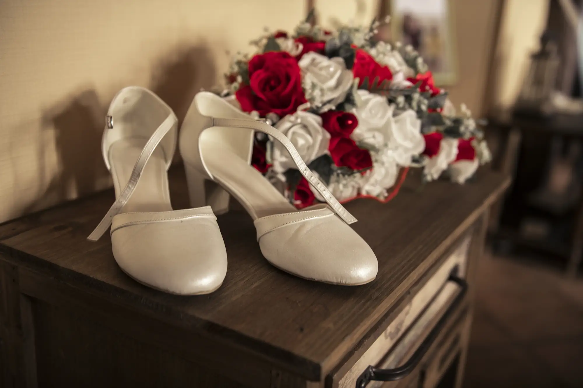 Chaussures mariage en Normandie