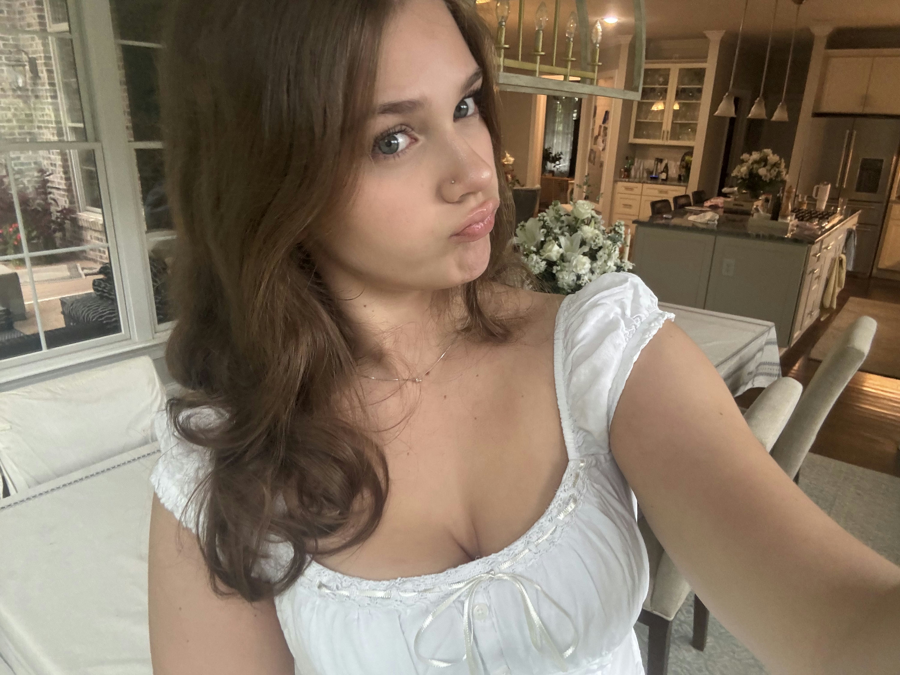 Alexandra Curtis
