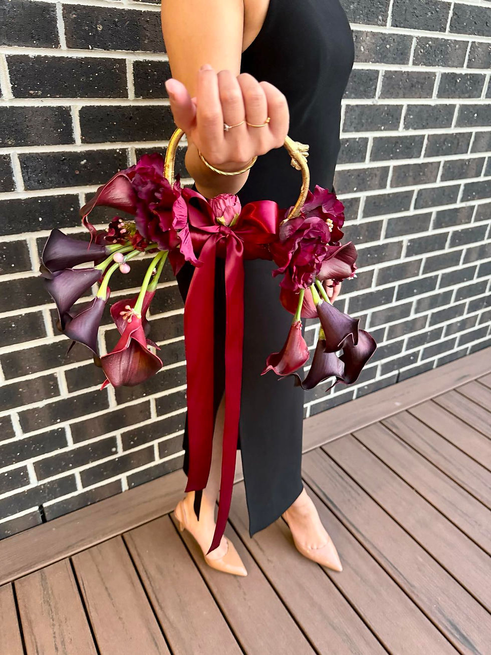 Thumbnail: Trendy Calla Lily circular bouquet on gold hoop