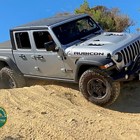 Silver Gladiator Rubicon Ecodiesel Off-Roading