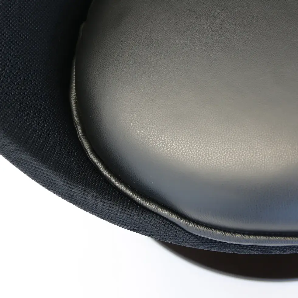 Thumbnail: Detail Sitzkissen Basketball Sessel lillus allnet Loungesessel braun-orange im Basketball-Design