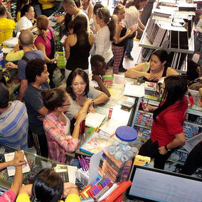 "Útiles escolares están por las nubes" padres de familia se quejan