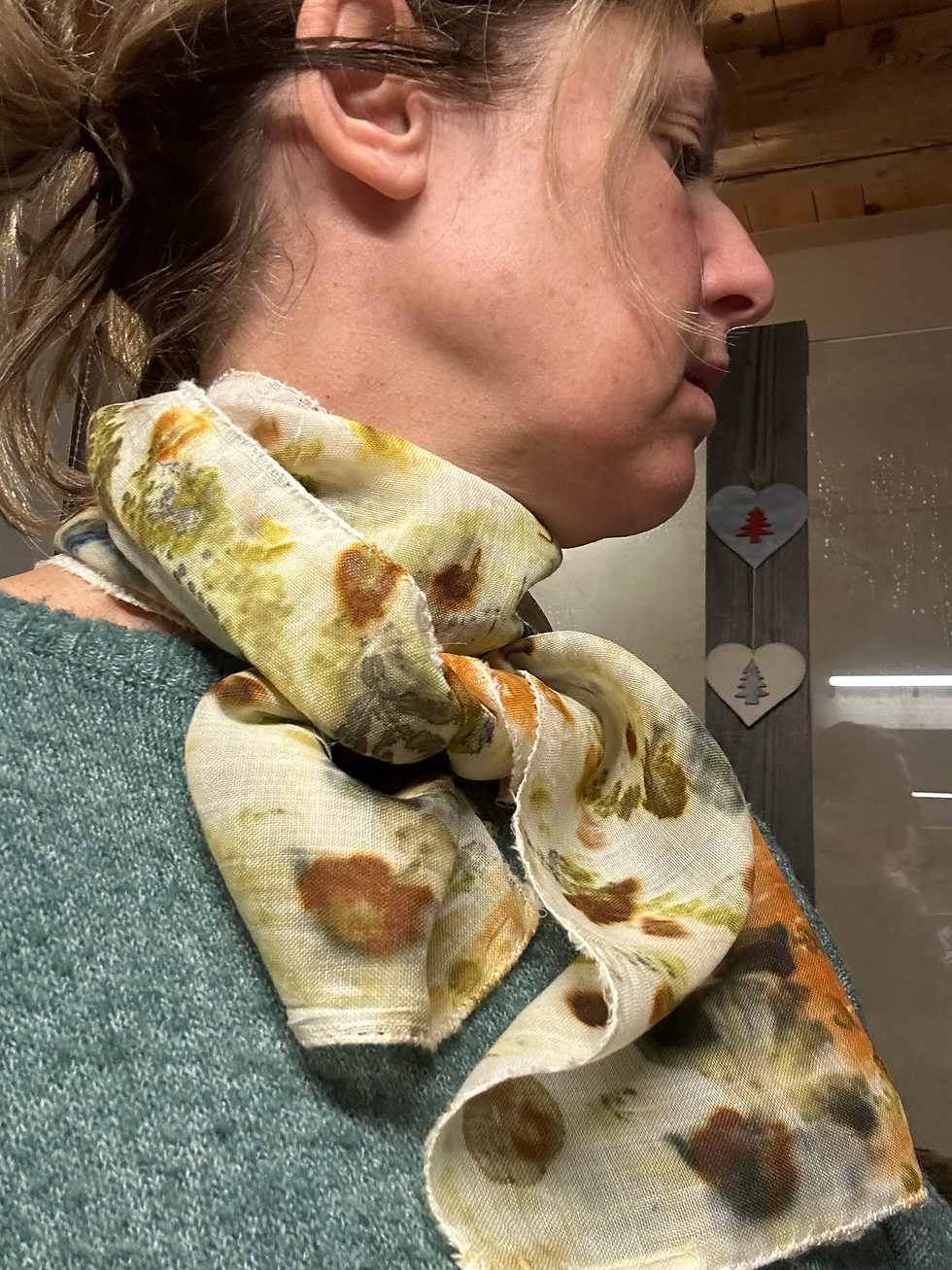 Miniature : Foulard en étamine de laine "Rose trémière"