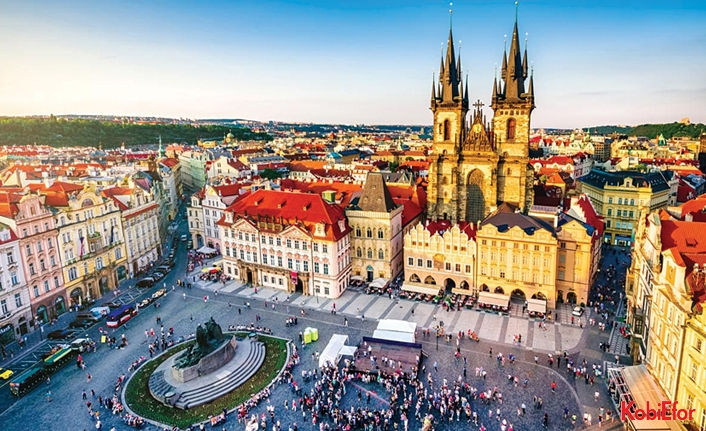 meydan kilise prag