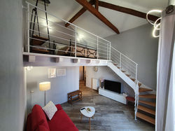 5A28FB51-D784-446B-ACEC-3D1829D1D0F4