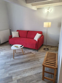 EA31CE92-F70E-42C0-9174-DE7E209B2EB3